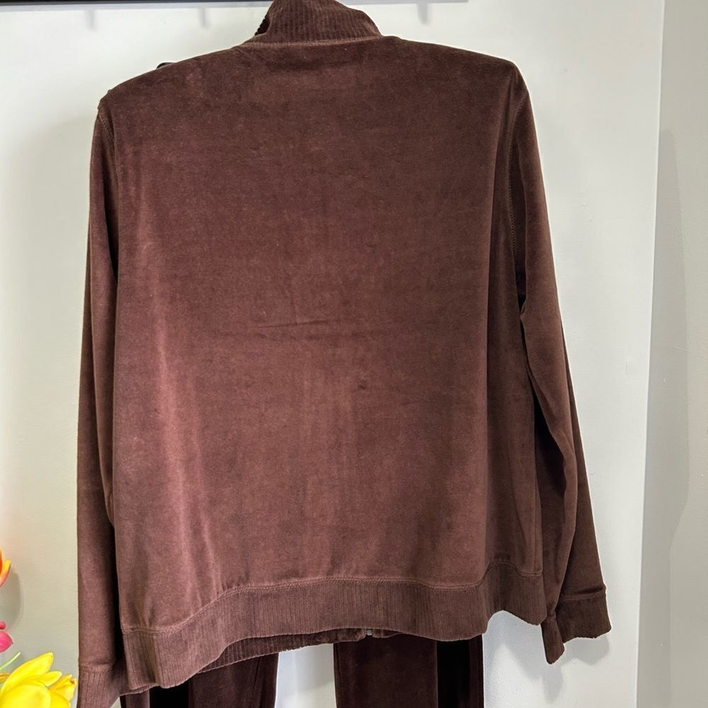 Pappagallo 2pc Track Suit - Picture 7 of 11
